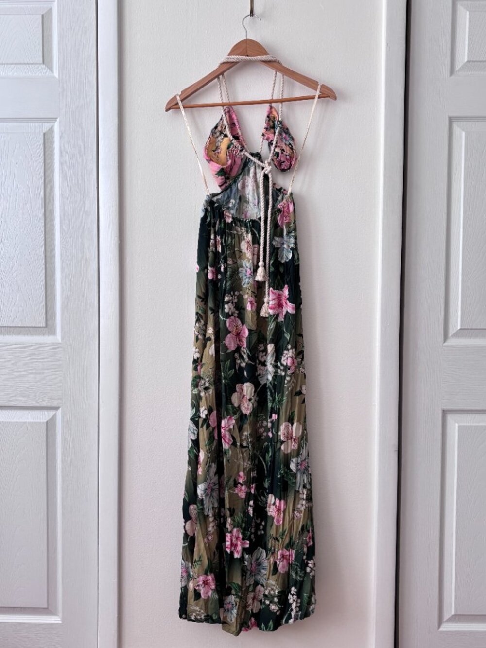 Agua Bendita Daphne Sally Cut-Out Maxi Dress - Picture 8 of 10